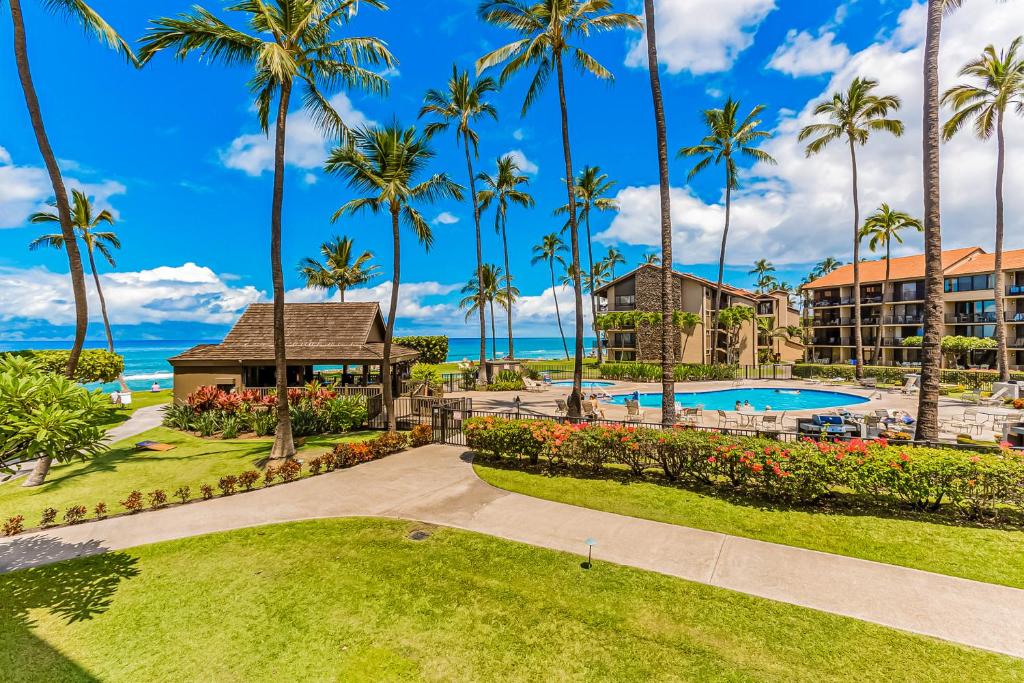 Vacation on the island of Maui, HI from $970 p.p: flights from US ...